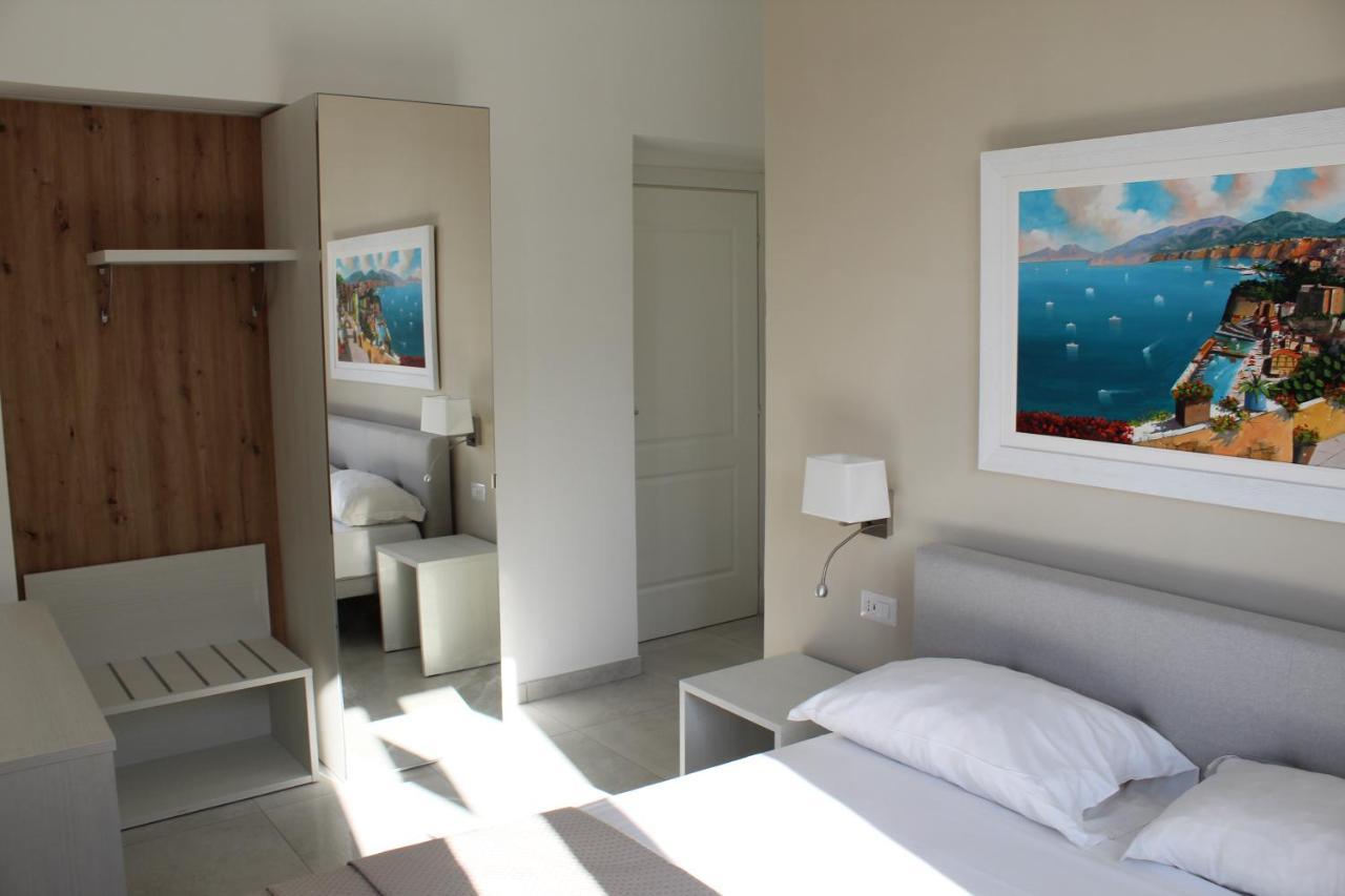 Villa Emanuel White Сорренто Екстер'єр фото